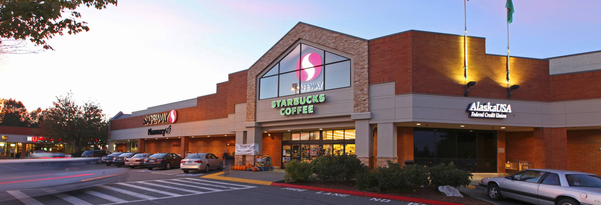 Edmonds WA Aurora Marketplace Retail Space First Washington Realty