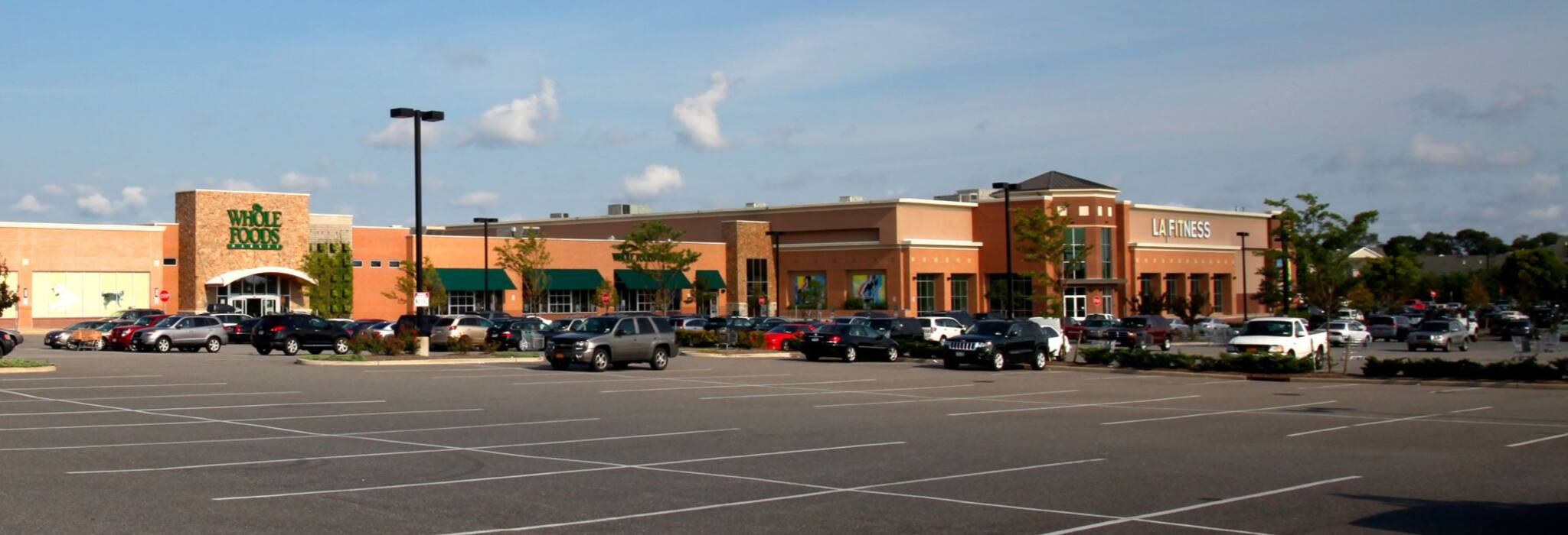 Lake Grove NY Lake Grove Commons Retail Space First Washington