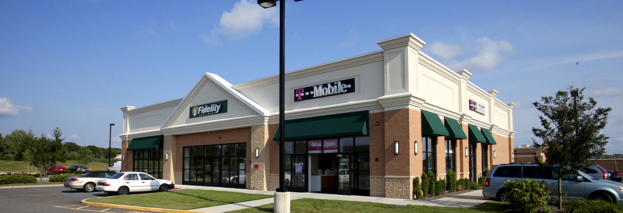 Lake Grove NY Lake Grove Commons Retail Space First Washington