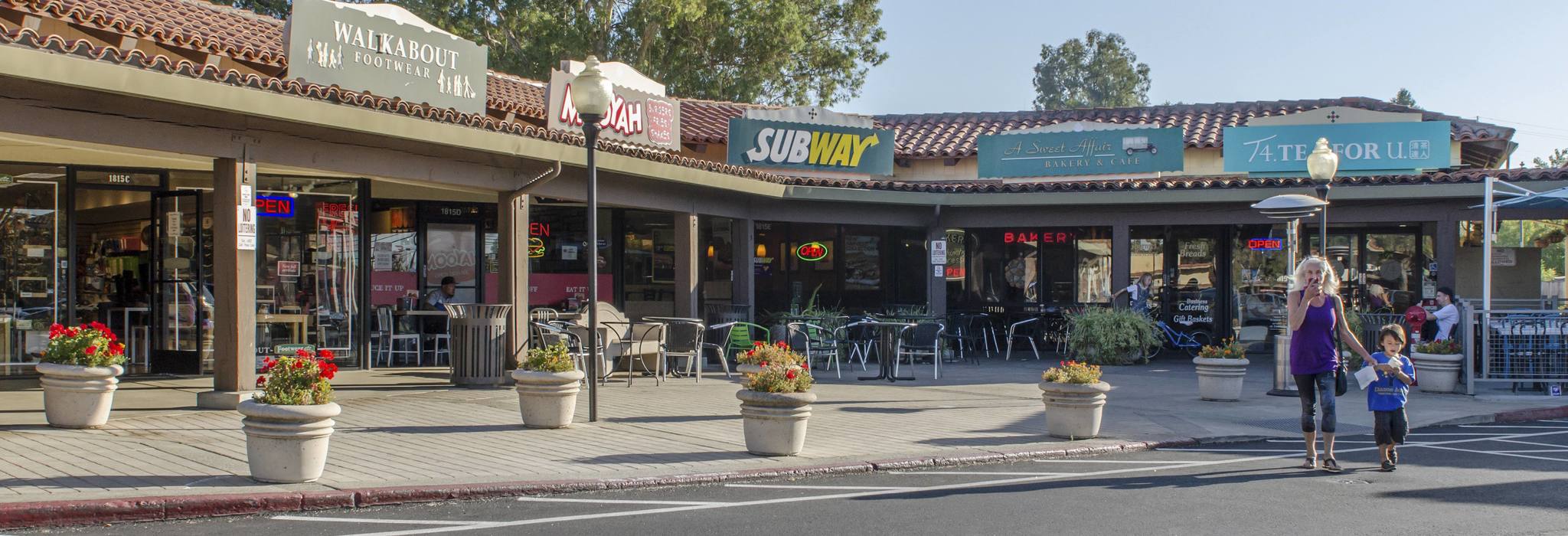 Walnut Creek CA Ygnacio Plaza Retail Space First Washington Realty